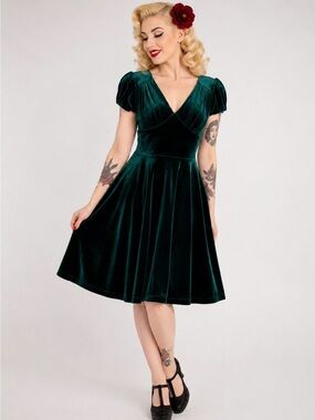 Hell Bunny Green Velvet Fit & Flare Dress Goth Pinup UK10 Small